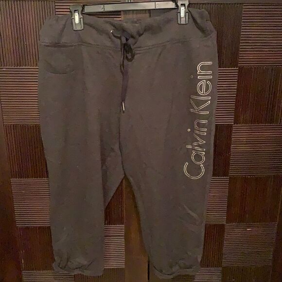 Calvin Klein Capri foil spell out logo joggers - Picture 2 of 8